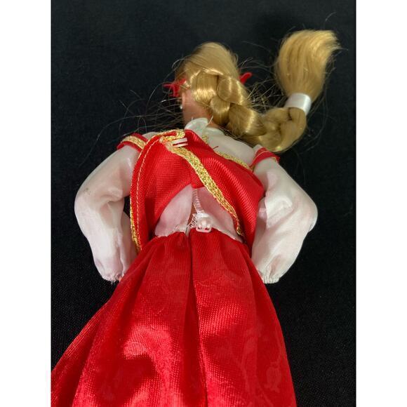 Russian Barbie Doll‎ Dolls Of The World 1966 Blonde Braid Light Complexion - Picture 10 of 11